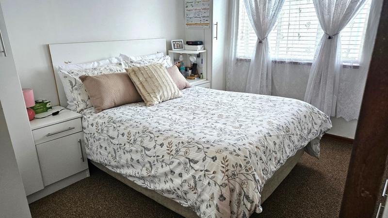 To Let 3 Bedroom Property for Rent in Bellville Western Cape